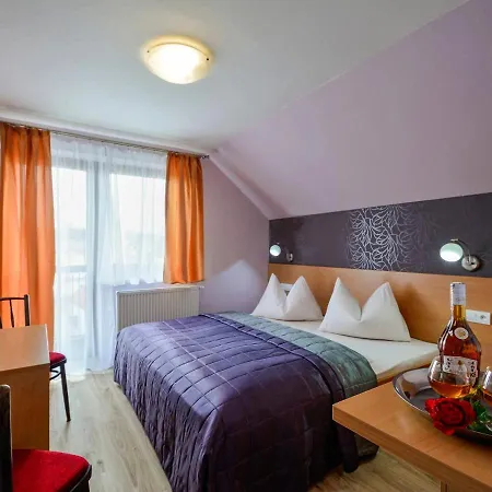 Pod Tatrami Πανσιόν Nová Lesná